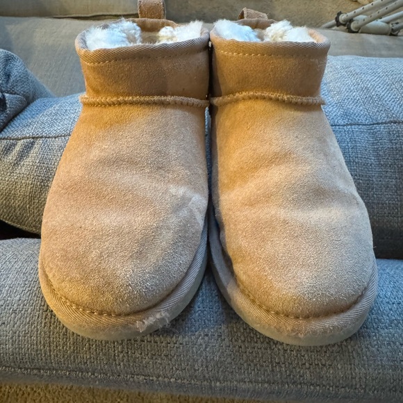 UGG Tan Sheepskin Booties - Picture 1 of 5